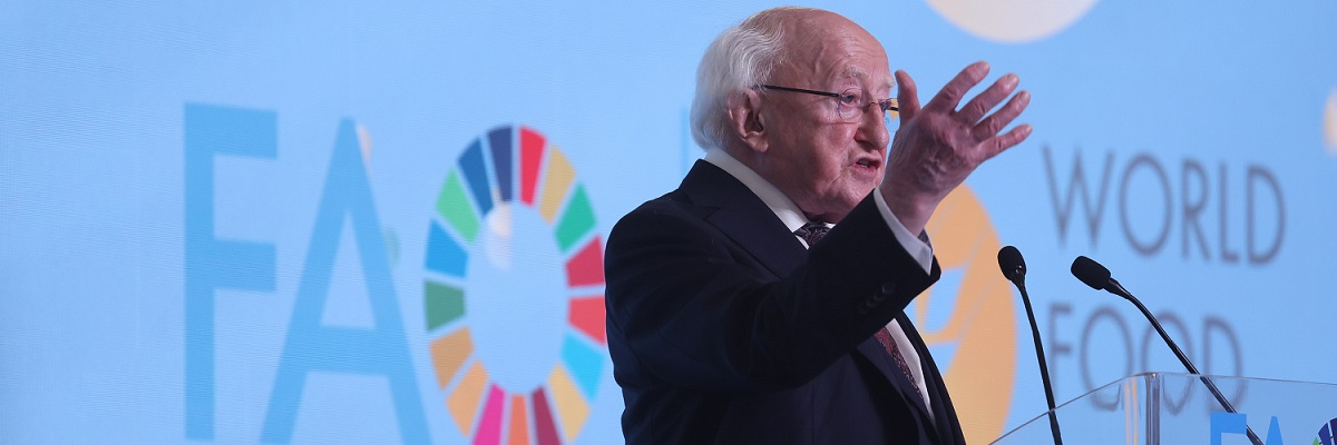 Le président irlandais Michael D. Higgins prononce un discours au World Food Form